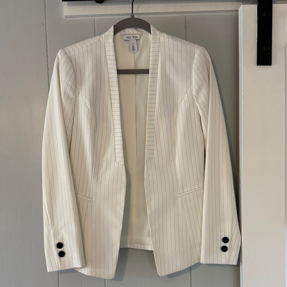 White House Black Market White Pinstripe Women's Blazer